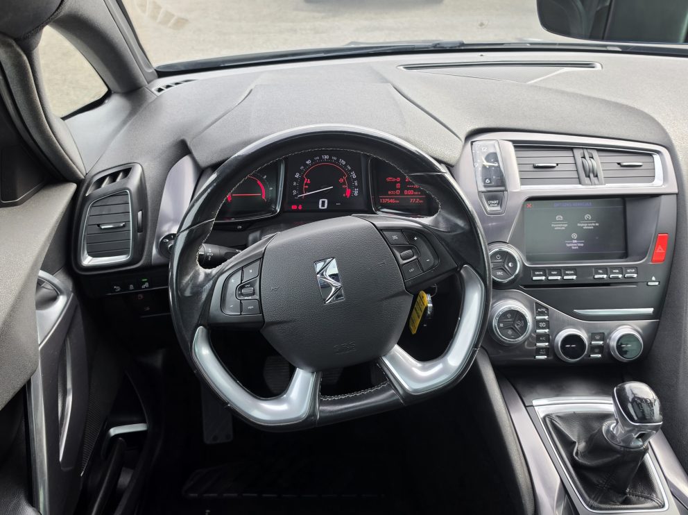 DS DS5 B-HDI 120 CV EXECUTIVE - photo 8