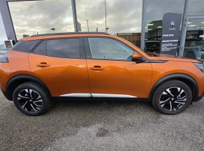 Peugeot 2008 B-HDI 110 CV ALLURE - photo 3