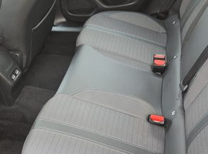 Peugeot 2008 B-HDI 110 CV ALLURE - photo 9