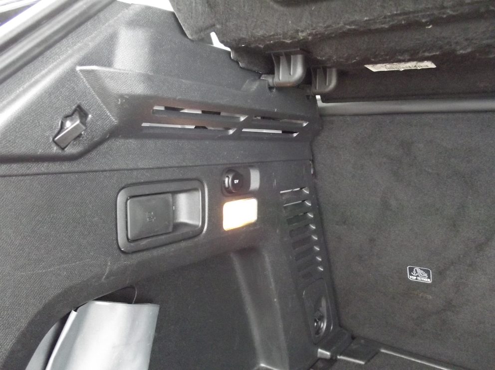 Peugeot 3008 BHDI 130 CV CROSSWAY BVM - photo 15