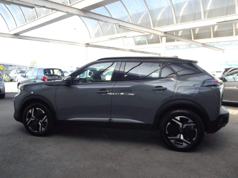 Peugeot 2008 HYBRID 145 E DCS6 gt BVA - photo 2