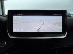 Peugeot 2008 HYBRID 136 E DCS6 ALLURE BVA - photo 6