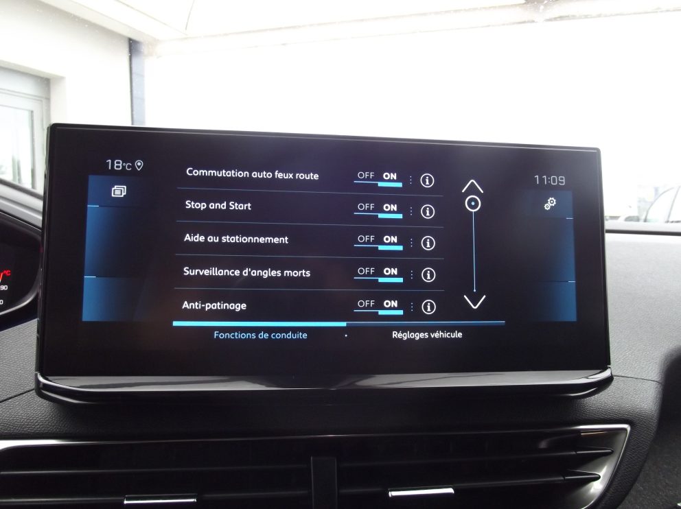 Peugeot 3008 B-HDI 130 CV ALLURE PACK BVA - photo 11