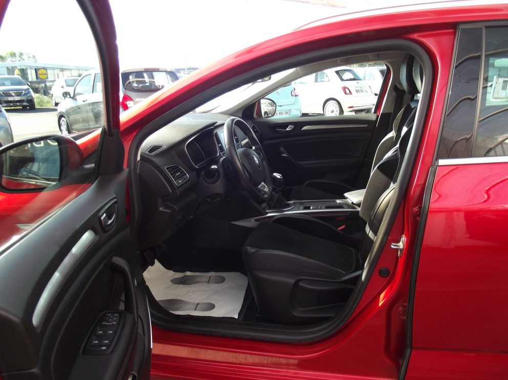 Renault MEGANE ESTATE 1.5 BDCI 115 CV INTENS BVM - photo 4