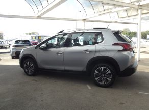 Peugeot 2008 BLUEHDI 100 CV ALLURE BVM - photo 2