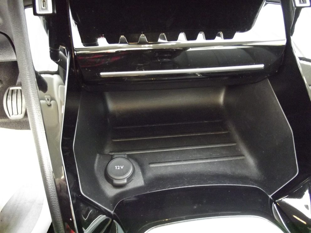 Peugeot 208 BLUEHDI 100 CV ALLURE BVM - photo 8