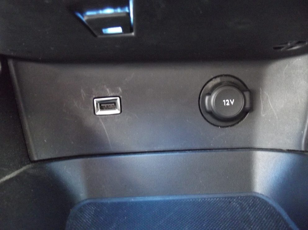 Peugeot 3008 B-HDI 130 CV ALLURE PACK BVM - photo 8