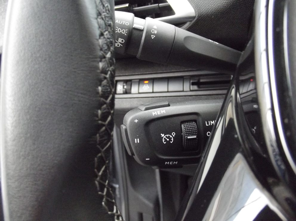 Peugeot 3008 B-HDI 130 CV ALLURE PACK BVM - photo 9